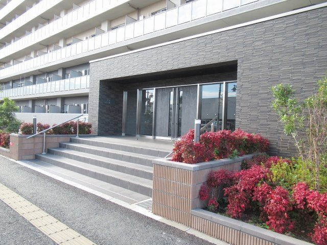 GENOVIA西川口Ⅱのエントランス