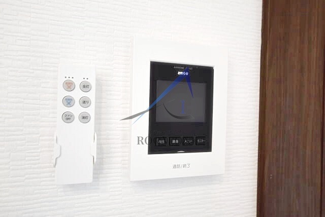 フローライト川崎のセキュリティ|モニター付きインターホンです。