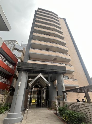 【外観】 | エスポワール吉塚 | 吉塚駅まで徒歩7分で博多へのアクセス便利です。周辺環境も良好で暮らしやすいエリアです