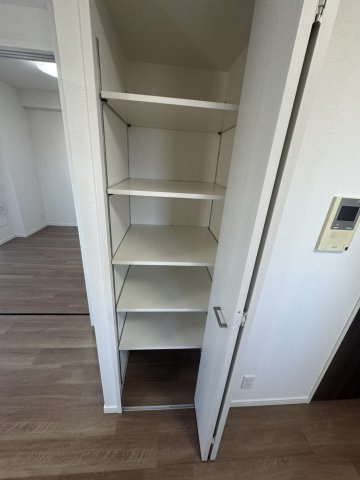 エミリブ池袋の収納