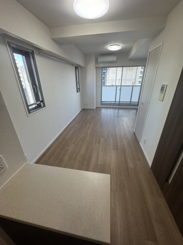 エミリブ池袋の居間・リビング