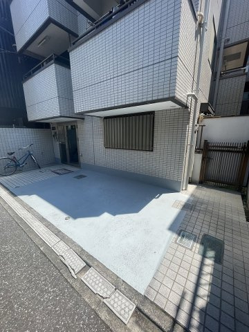 オシダビルのエントランス