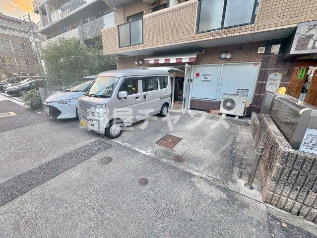 ヴェルジュコートⅠの駐車場