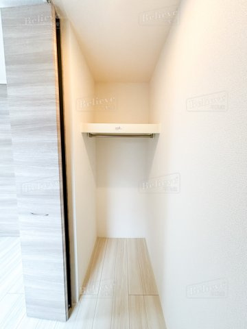 プレミエール B棟の収納|ウォークインクローゼットなので収納豊富です★