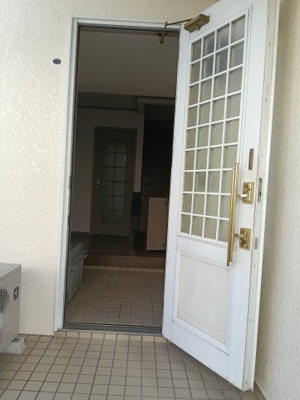 【エントランス】 | カサ・デ・ラ・ビエント | 清潔なエントランスです