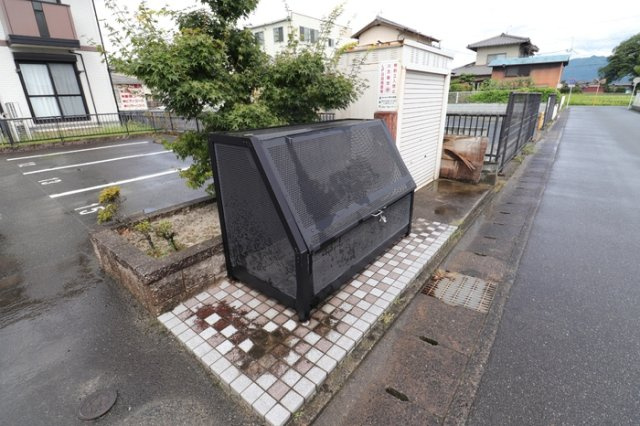マーサ・ジュネスのその他共用部分