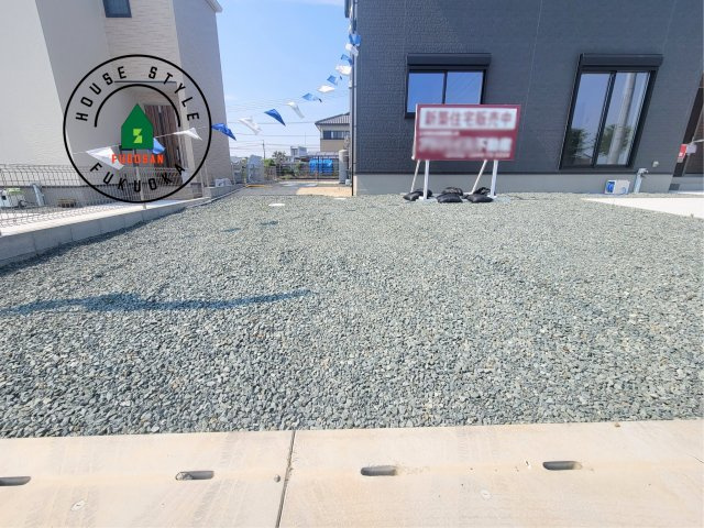 N・小郡市三沢第1-3棟（2号棟）の外観：施工例|お庭で自由な時間を過ごせます。