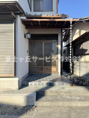 【エントランス】 | 焼津市坂本 中古戸建て | エントランスです