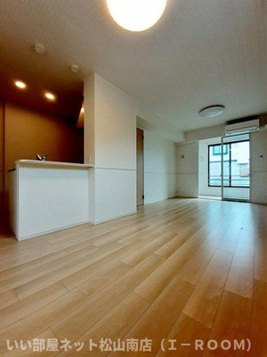 【居間・リビング】 | トレスガーデン