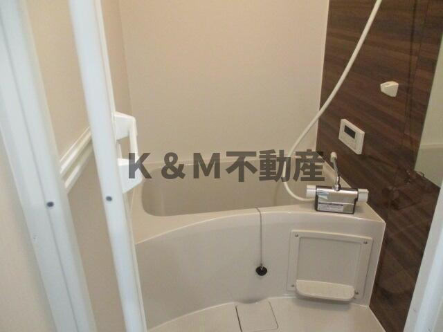 センチュリーオークＢ棟の浴室|お風呂で日々の疲れを落としましょう