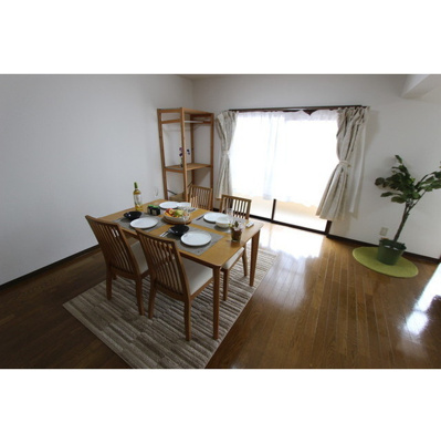 【居間・リビング】