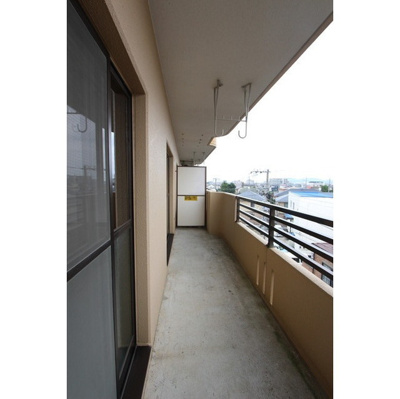 【バルコニー】