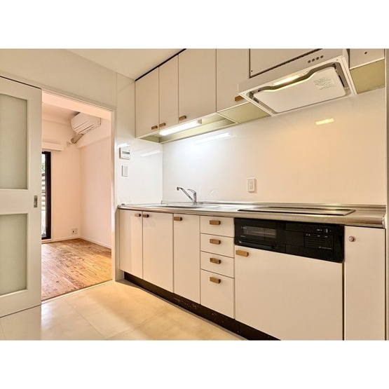 【内装】 | 稜文舘