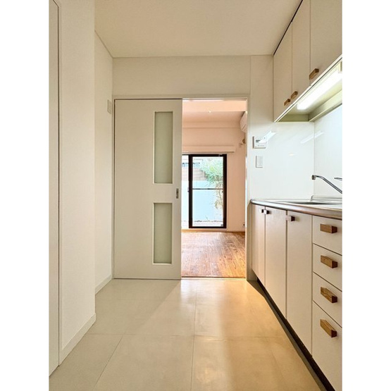 【内装】 | 稜文舘