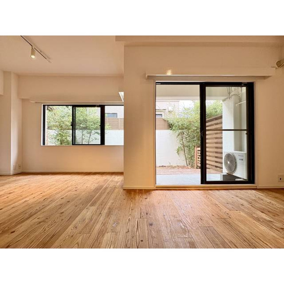 【内装】 | 稜文舘