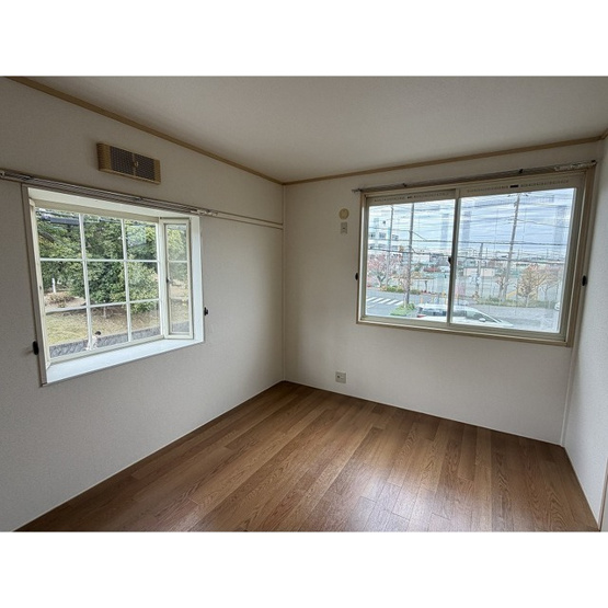 【居間・リビング】 | ＬＩＢＲＥ　ＬＩＦＥ　Ｂ棟