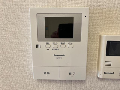 【内装】 | ブルーム | カメラ付きインターホン