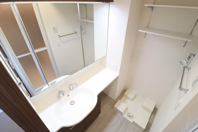 La Maison 表町の洗面所|洗面室