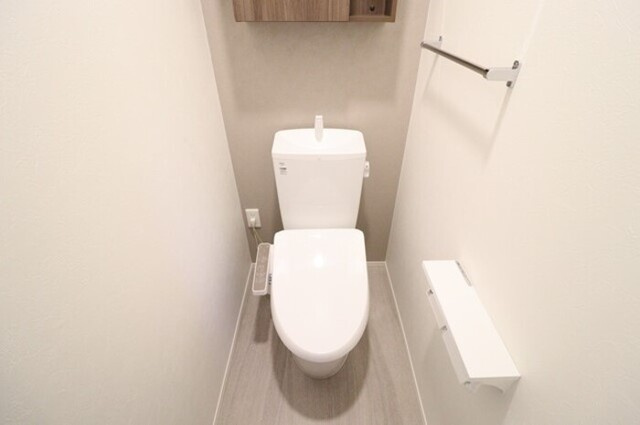 La Maison 表町のトイレ|温水洗浄暖房便座