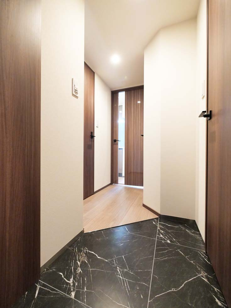 コンポジット渋谷本町の内装