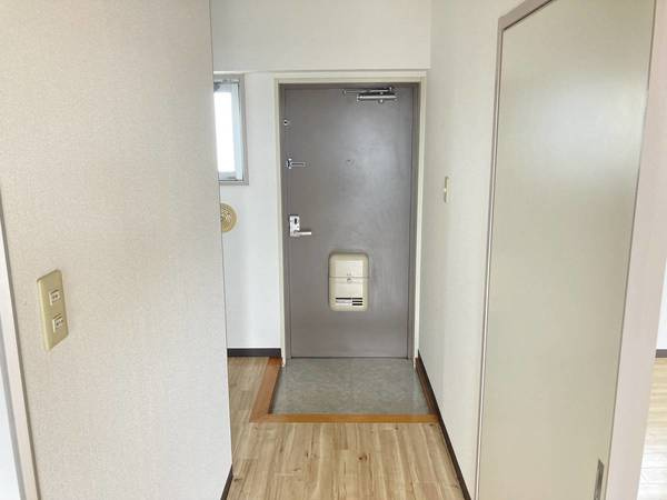 ビレッジハウス古和釜4号棟の玄関|ビレッジハウスの同一物件・同一タイプの間取りの写真です