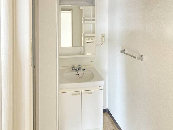 ビレッジハウス古和釜4号棟の洗面所|ビレッジハウスの同一物件・同一タイプの間取りの写真です