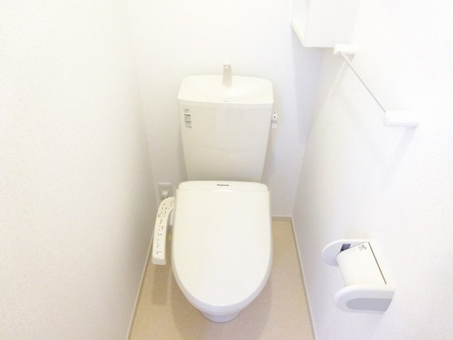 カーサ・ベルのトイレ|清潔感のあるトイレです