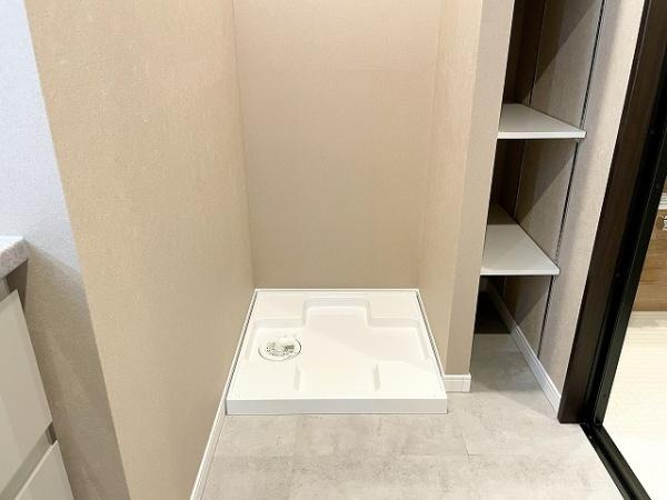 【内装】 | ラヴィドール狛江 | 洗濯機置き場です
