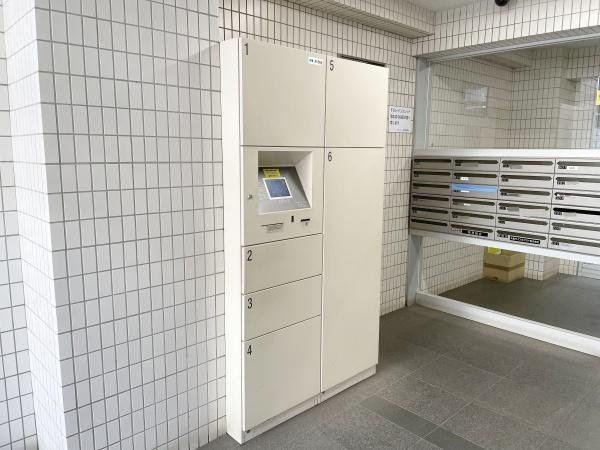 【エントランス】 | ラヴィドール狛江 | 宅配ボックスも完備されております！！