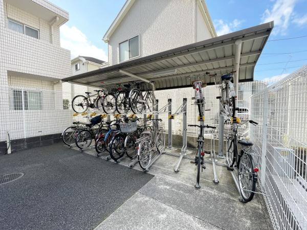 【駐車場】 | ラヴィドール狛江 | 空き状況に関しましてはお気軽にお問合せ下さいませ。
