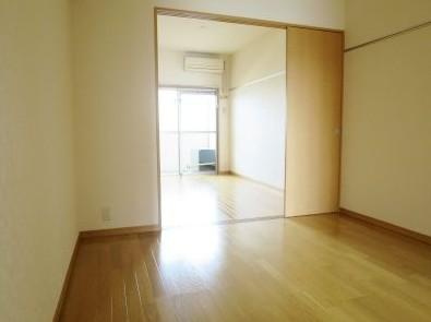 【寝室】 | リファレンス箱崎 | 寝室です。