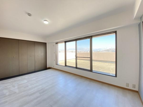 【寝室】 | ロイアルヒルズ舞子