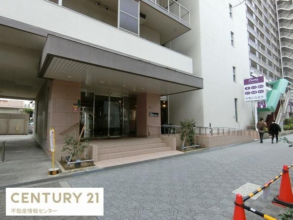 【エントランス】 | 藤和市岡ハイタウン