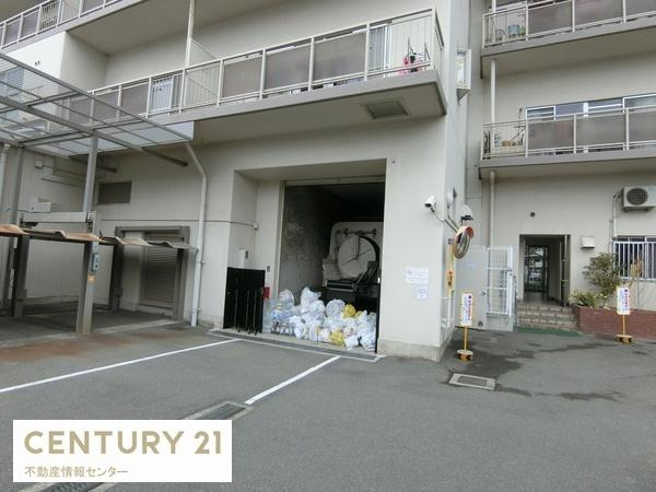 【エントランス】 | 藤和市岡ハイタウン