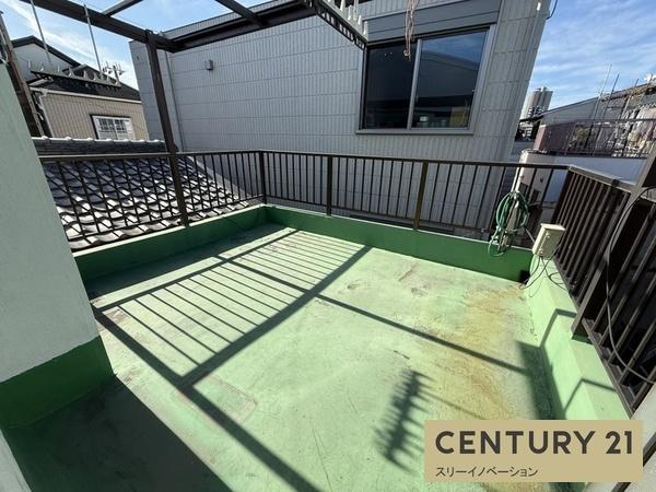 三軒家西1丁目中古戸建のバルコニー