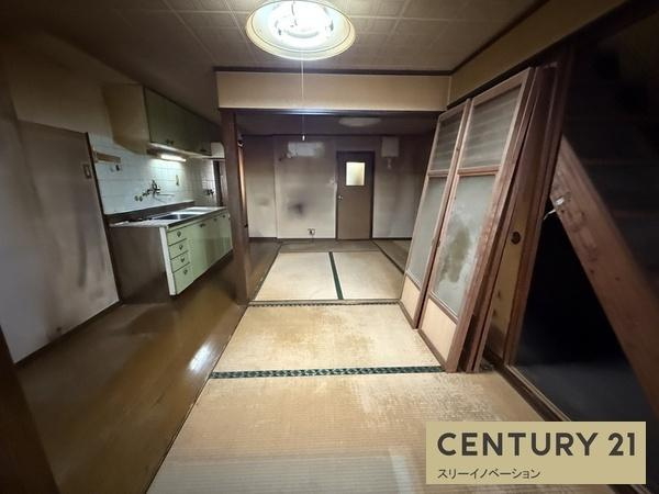 三軒家西1丁目中古戸建の居間・リビング