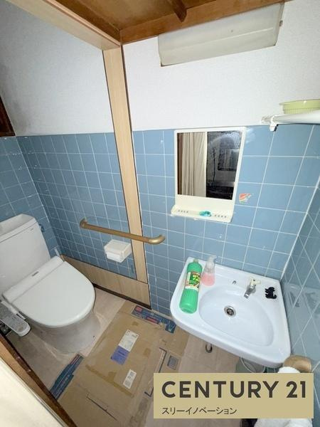 泉尾4丁目中古戸建のトイレ