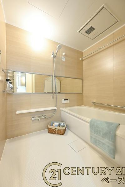 ピアッツァコート八木駅前の浴室|清潔感のあるシンプルなバスルーム！