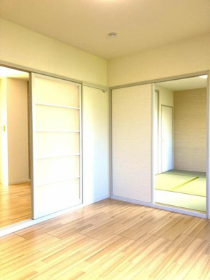 【洋室】 | サウスアメニティA