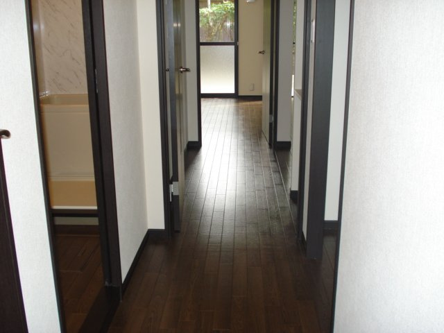 エル・ドラード引水の内装|廊下