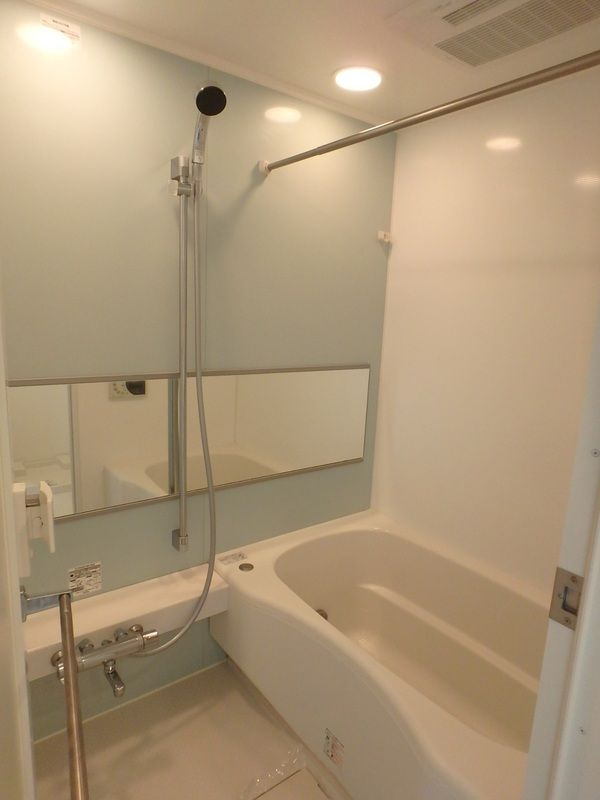 プライムガーデン駒沢大学の浴室