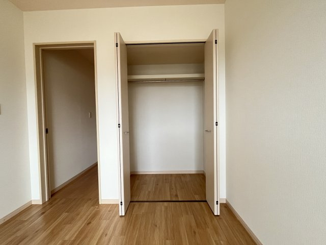 アース・カラーの収納