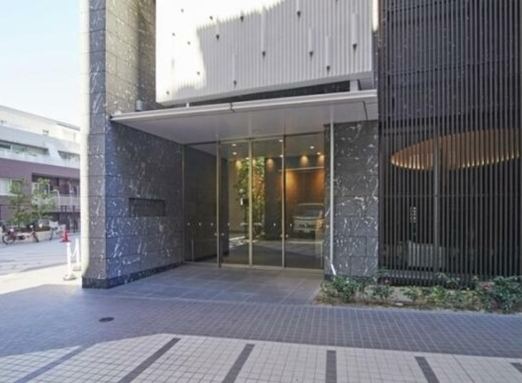 【エントランス】