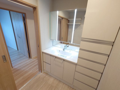 【洗面所】 | ドゥ・マテール穴生（C-22）