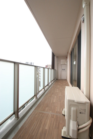 【バルコニー】 | 402 バルコニー