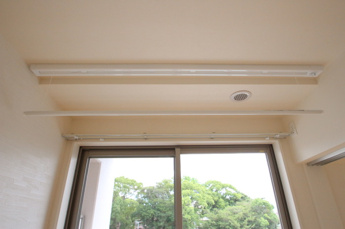  | 402 室内物干し