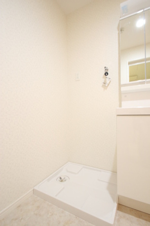  | 402 室内洗濯機置場