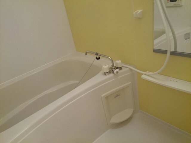 サニーメゾンの浴室