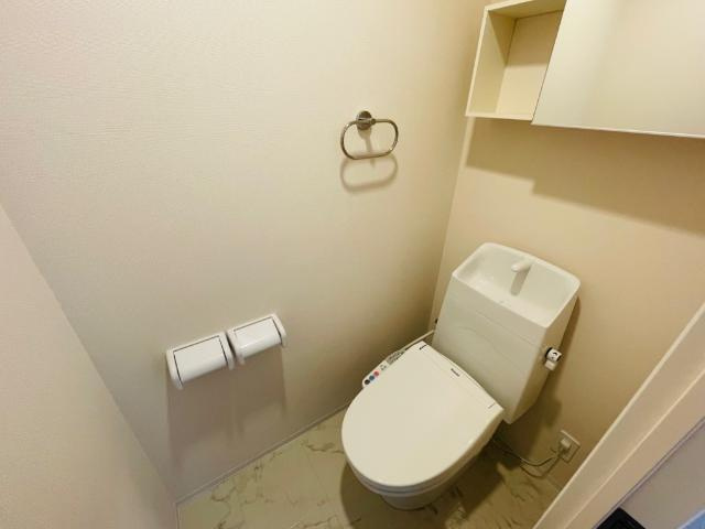 ラスターメールＢのトイレ|シャワー付トイレ