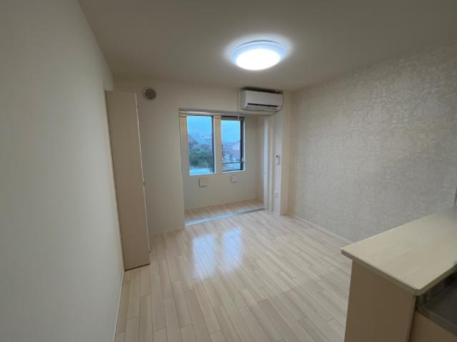 高尾崎 NEW TOWN　La・Ｔｅｒｒｅ Hの居間・リビング|リビング